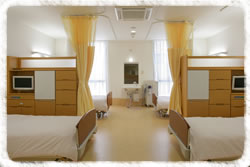 病室4床室